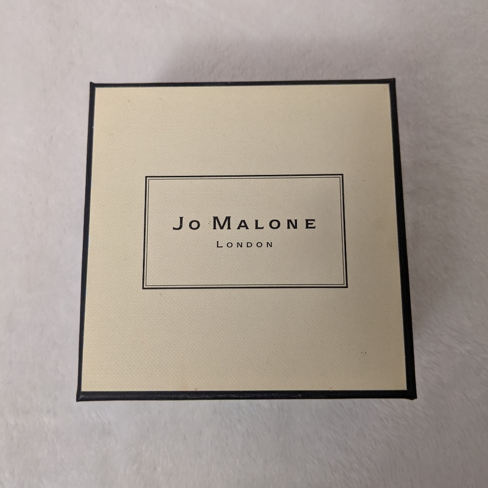 Jo Malone gift box